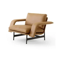 &Tradition Chairs|Armchairs & Footstools*Meantime AV29 lounge chair, Warm black-Noble leather Cognac Brown