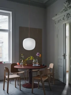 Muuto Dining Tables*Midst pedestal table, Oiled oak-grey, Ø120 cm BrownGrey