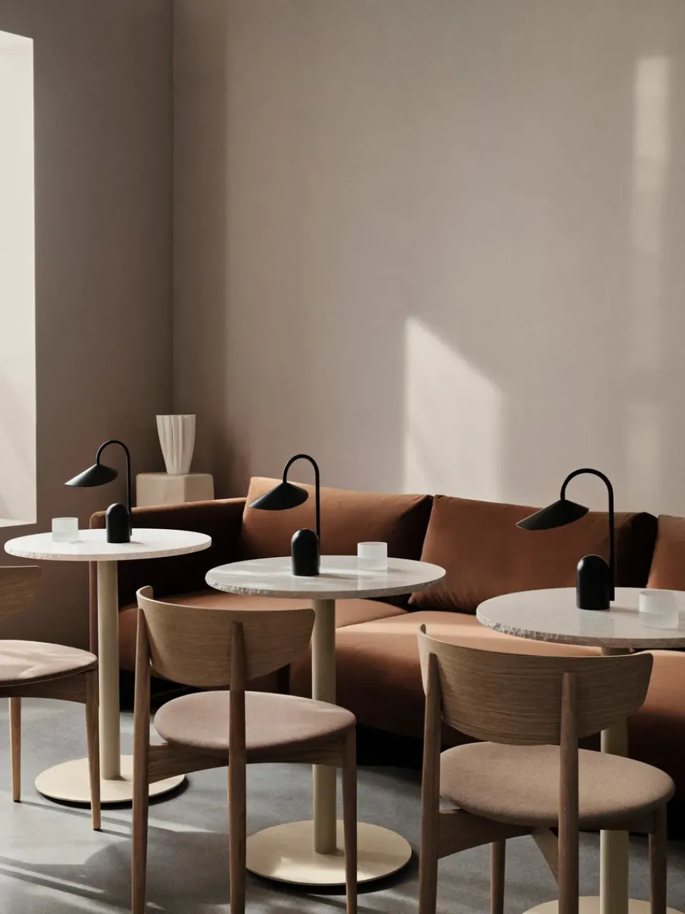 Ferm Living Dining Tables*Mineral café table, Bianco curia, cashmere Beige
