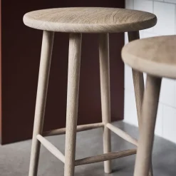 Stolab Bar Stools*Miss Button bar stool, Oak natural oil. high Beige