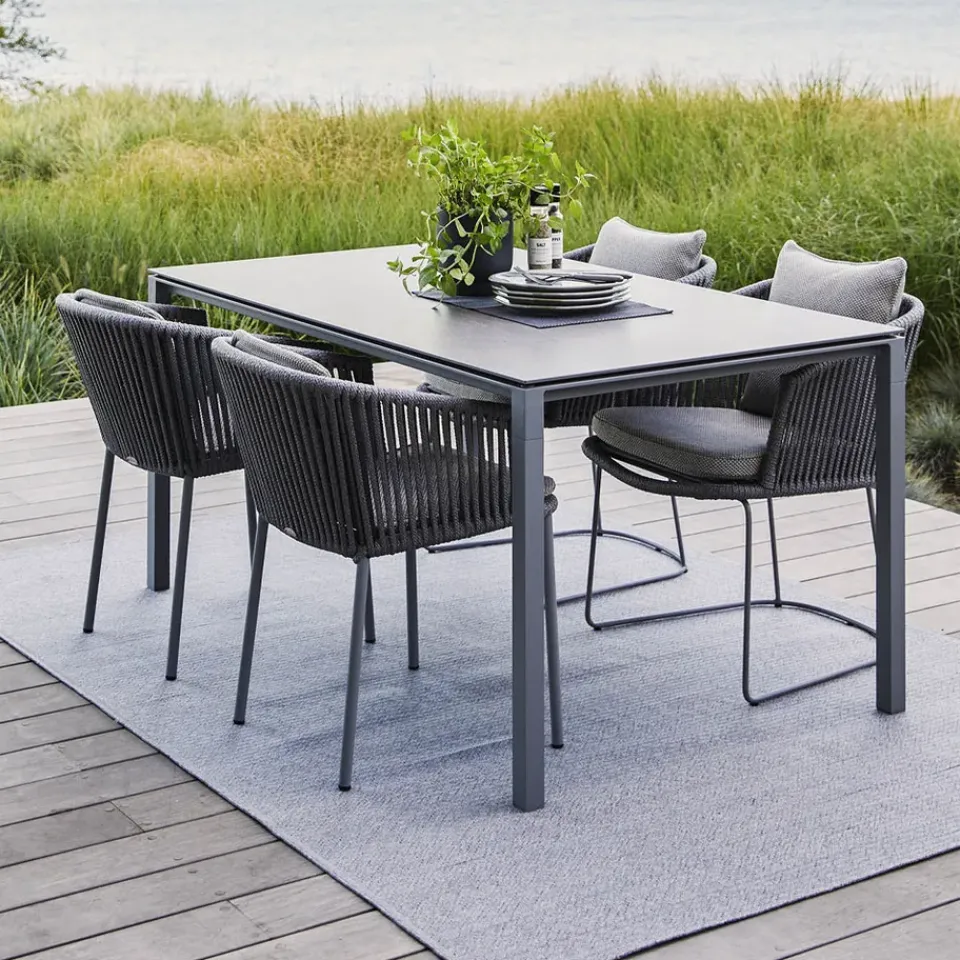 Cane-line Balcony Furniture*Moments chair, Natté dark bordeaux, soft rope Red