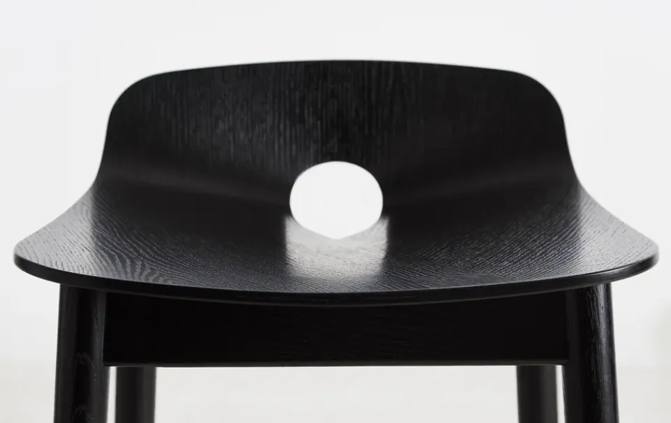 Woud Bar Stools*Mono barstool 65 cm, oak Black