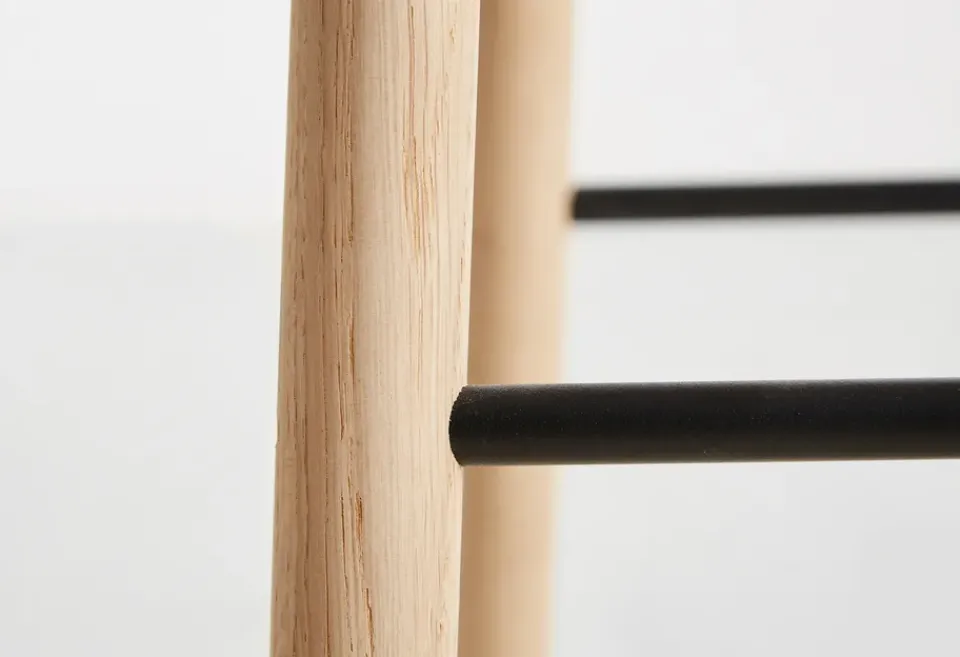 Woud Bar Stools*Mono barstool 65 cm, White pigmented oak Beige