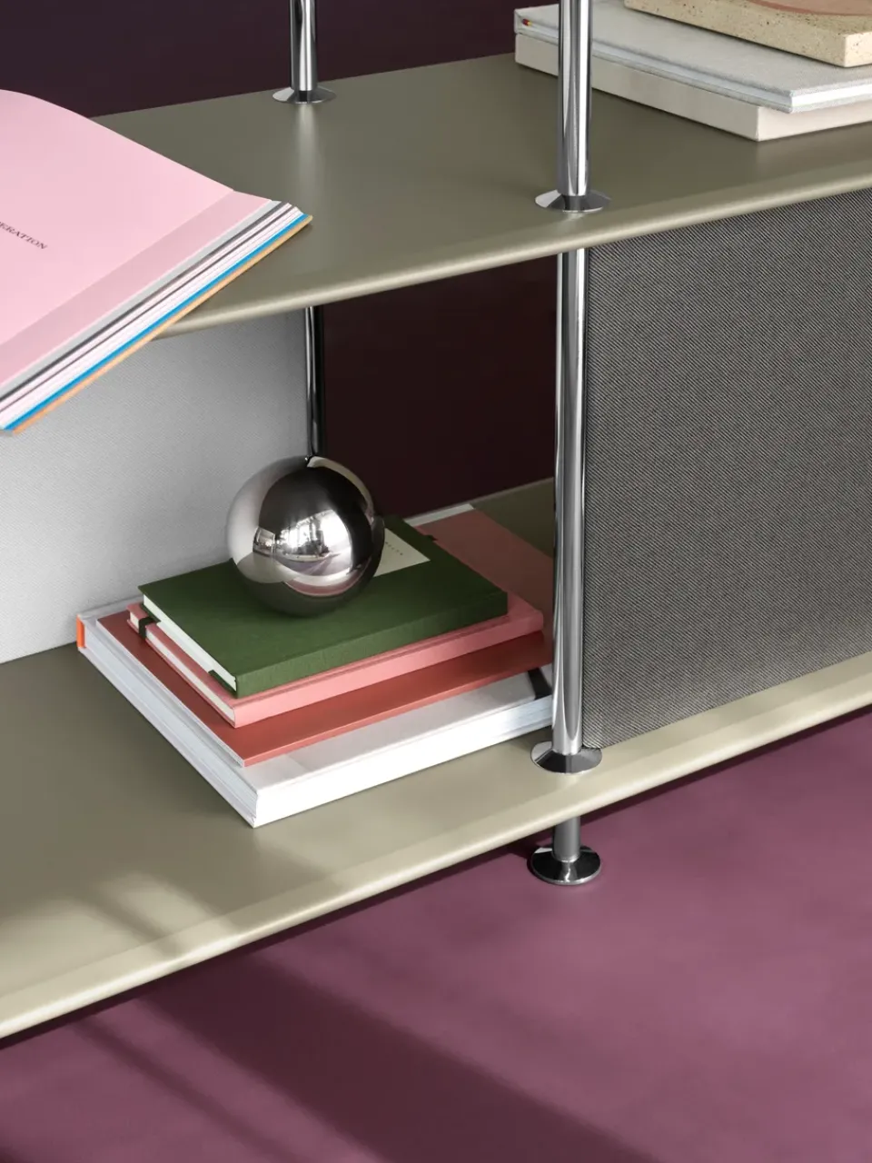 Montana Shelves & Shelving Systems*Free 555000 shelf, 144 Fennel structured-chrome GreenSilver-coloured