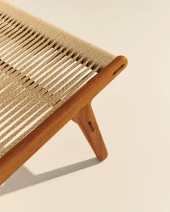 GUBI Outdoor Lounge Furniture|Armchairs & Footstools*MR01 Initial outdoor lounge chair, Oiled iroko wood Brown