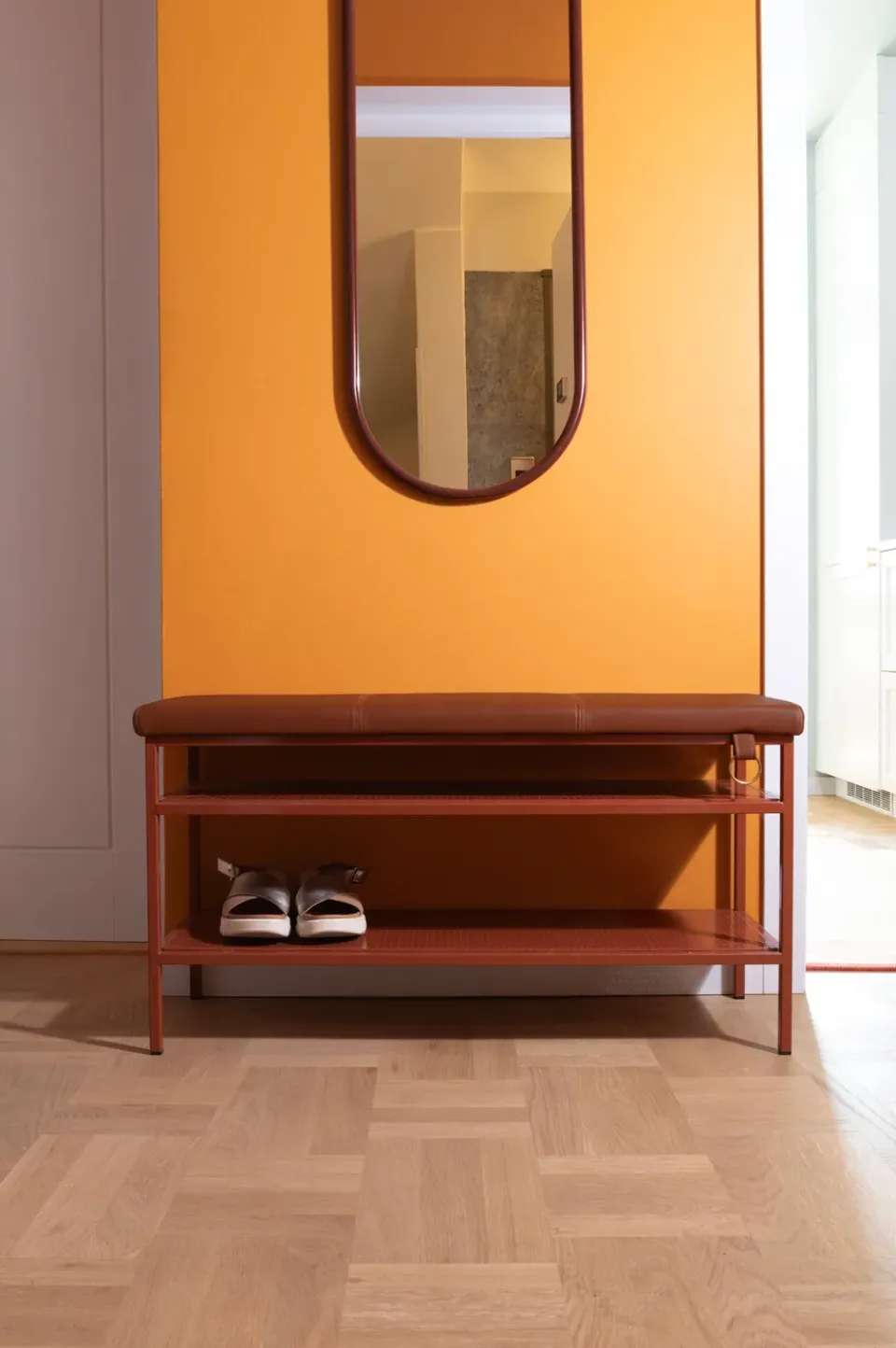 Maze Shoe Racks*Nancy shoe shelf, Cinnamon-vintage cognac Brown