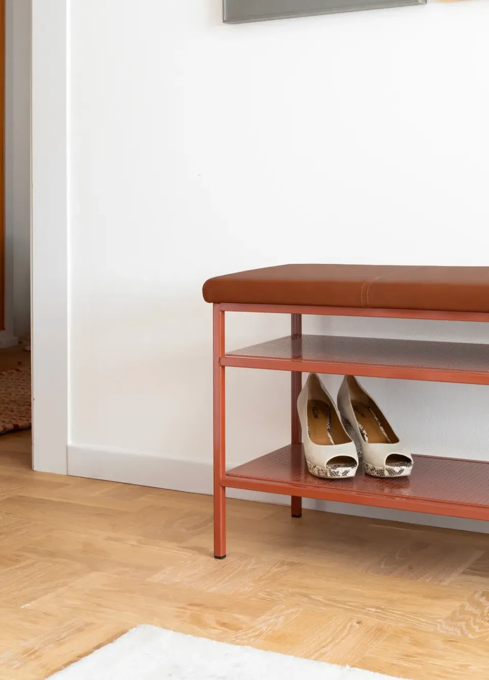 Maze Shoe Racks*Nancy shoe shelf, Cinnamon-vintage cognac Brown