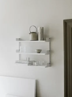 New Works Shelves & Shelving Systems*Tea Shelf wall-hung shelf 46x62.5 cm, White