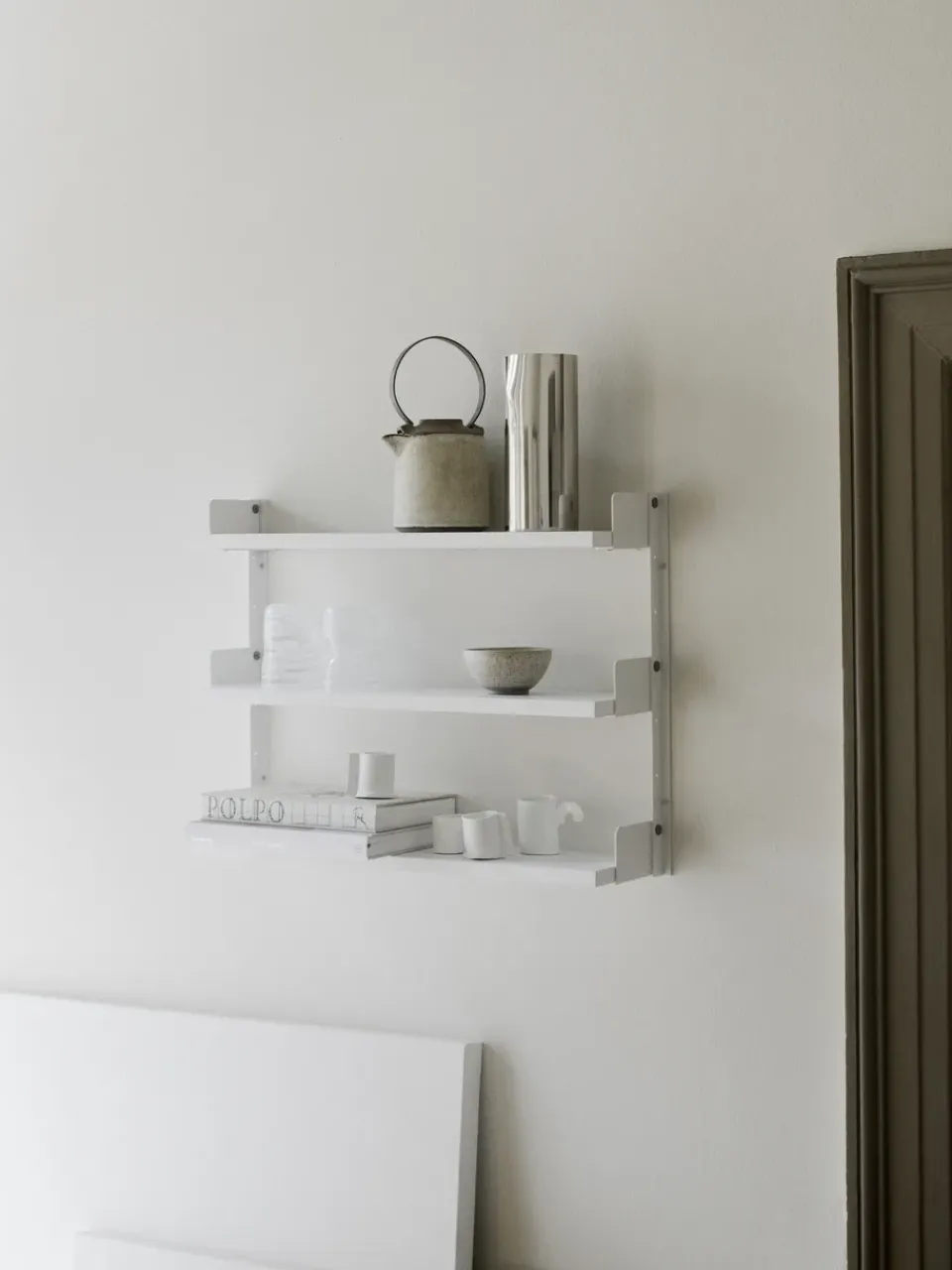 New Works Shelves & Shelving Systems*Tea Shelf wall-hung shelf 46x62.5 cm, White