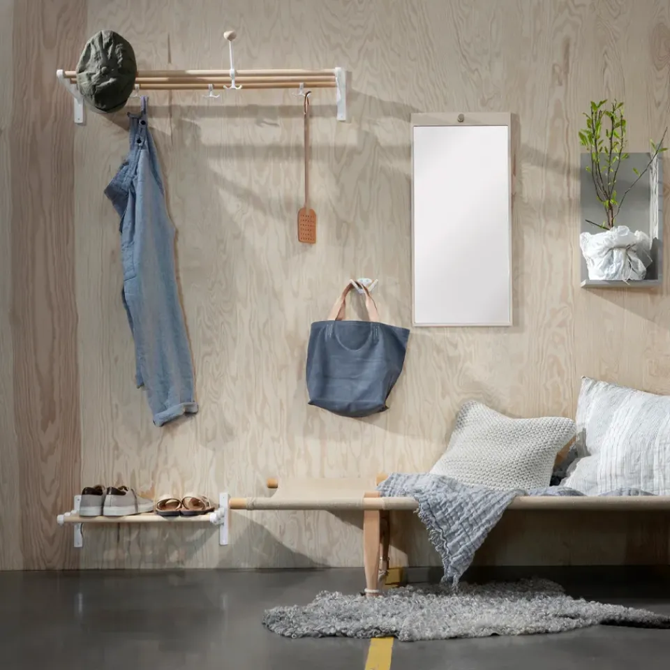 Essem Design Hat Rack & Hat Shelves*Nostalgi Shoe or hat shelf, Birch, white stand Beige