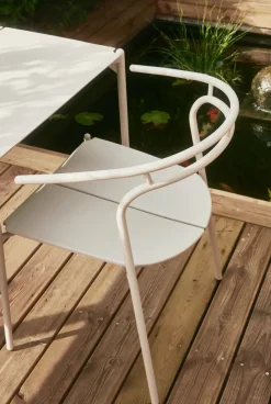 AYTM Table For Outdoor Use*NOVO table 80x80x72 cm, Taupe Grey