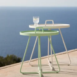 Cane-line Table For Outdoor Use*On the move table Ø44 cm, Olive Green