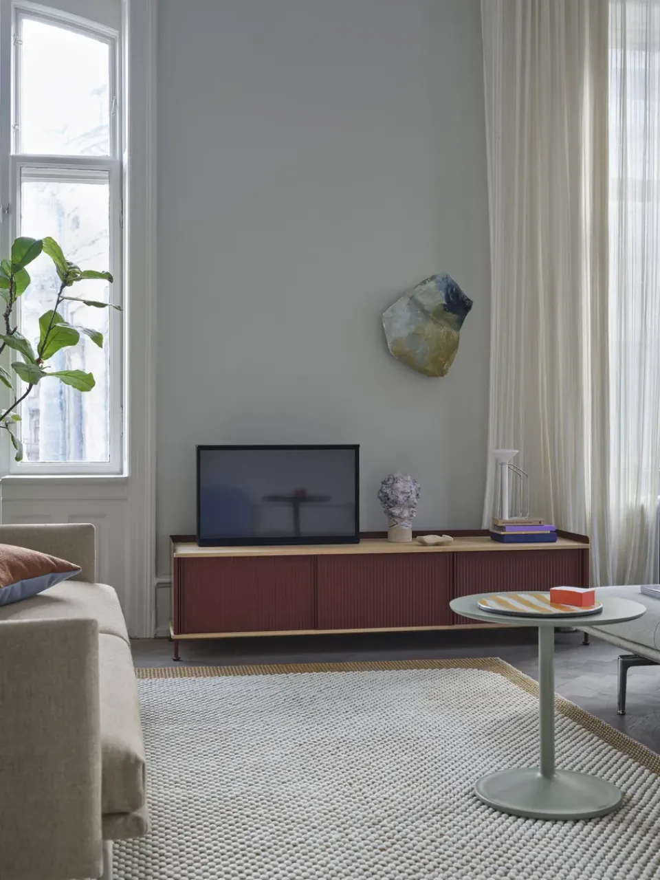 Muuto Sofas*Outline sofa 3-seat fabric, Ecriture 240-Polished Aluminum Beige