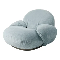 GUBI Armchairs & Footstools*Pacha lounge chair with arm rest, Mumble 10-pearl gold Beige