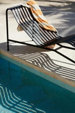 HAY Seating|Garden Sofas & Garden Benches*Palissade chaise lounge, Anthracite BlackGrey