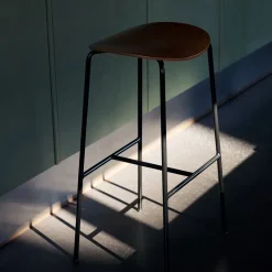 &Tradition Bar Stools*Pavilion AV37 counter stool 68 cm, Black-lacquered oak Brown