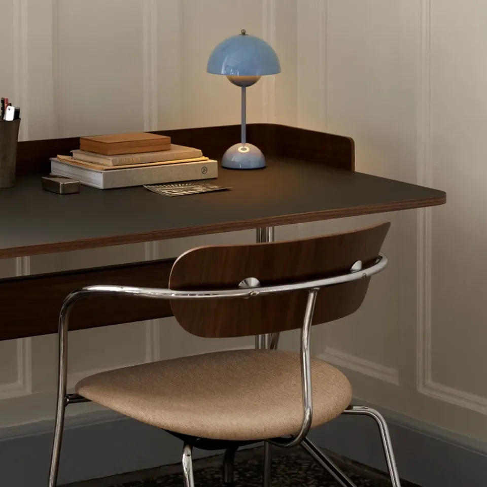 &Tradition Desks*Pavilion AV17 desk, Mushroom linoleum, lacquered oak, chrome legs Brown