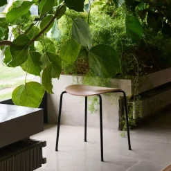 &Tradition Stools*Pavilion AV36 stool, Black-lacquered oak Brown