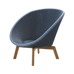Cane-line Outdoor Lounge Furniture*Peacock Weave lounge chair, Midnight/dusty , legs in teak Blue
