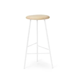 Warm Nordic Bar Stools*Pebble barstool, Ash oil, h.75, white legs Beige