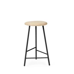 Warm Nordic Bar Stools*Pebble barstool, Ash oil, h.65, black legs Beige