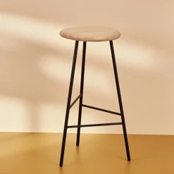 Warm Nordic Bar Stools*Pebble barstool, Ash oil, h.65, black legs Beige