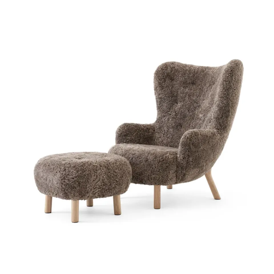 &Tradition Armchairs & Footstools*Petra VB3 high armchair incl. pouf ATD1, Oiled Oak-Sheepskin Sahara Brown