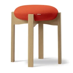 Fredericia Furniture Stools*Pioneer low stool, Vidar 542-lacque oak Red