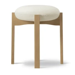 Fredericia Furniture Stools*Pioneer low stool, Vidar 0106-lacquered oak White