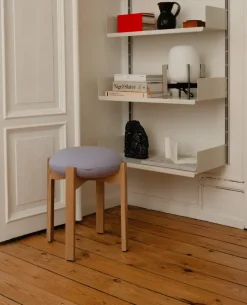 Fredericia Furniture Stools*Pioneer low stool, Vidar 723-lacquered oak Blue