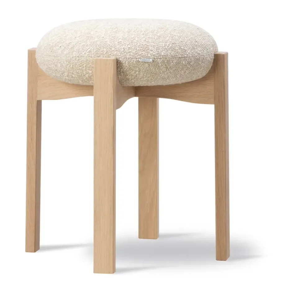 Fredericia Furniture Stools*Pioneer low stool, Zero 0001-lacquered oak Beige