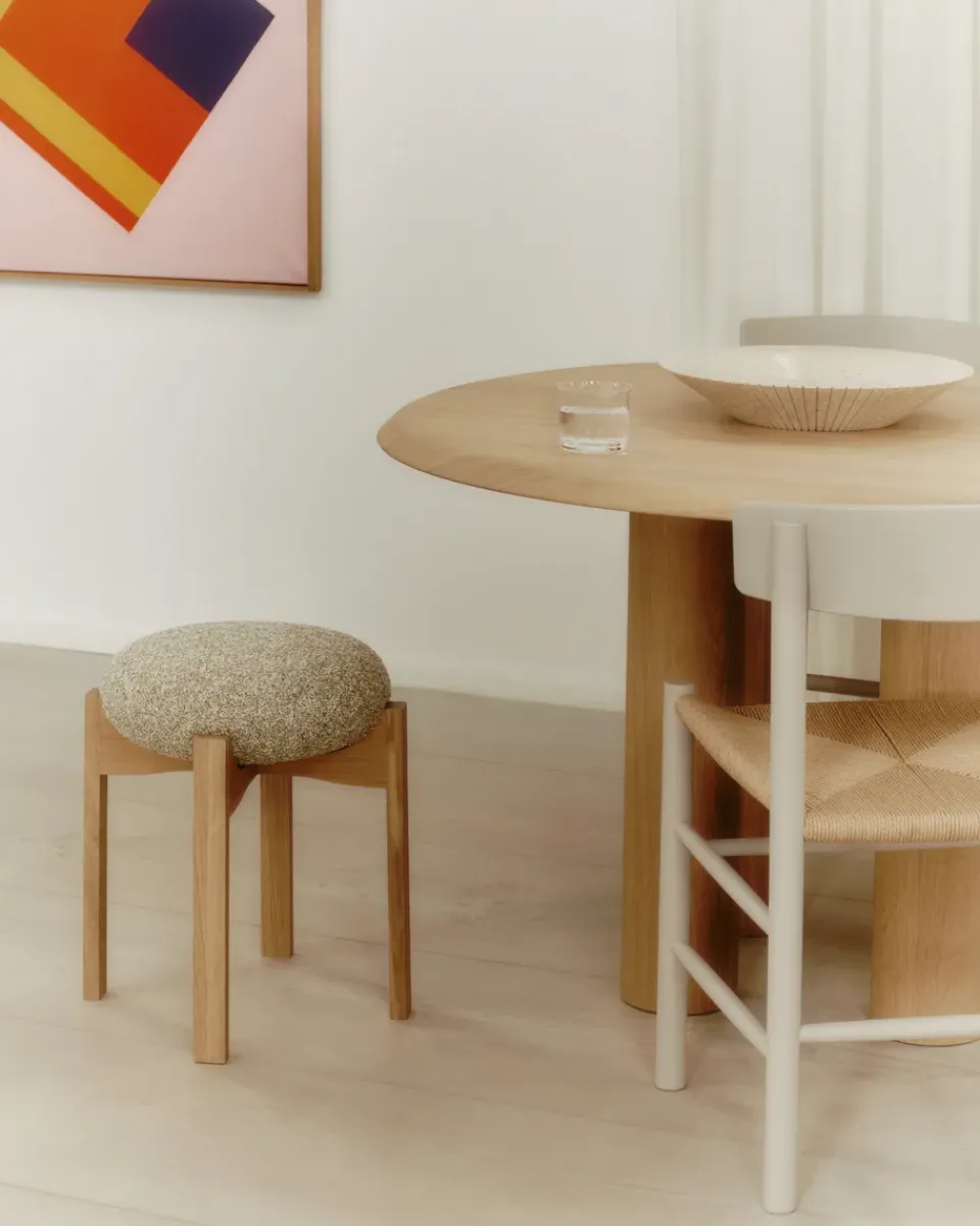 Fredericia Furniture Stools*Pioneer low stool, Zero 0001-lacquered oak Beige