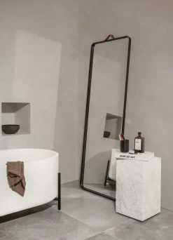 Audo Copenhagen Side Tables*Plinth tall sidetable 30x30x51 cm, White