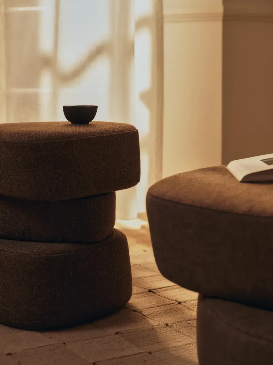 Ferm Living Sitting Poufs*Plyo Staple pouf, Dark Brown