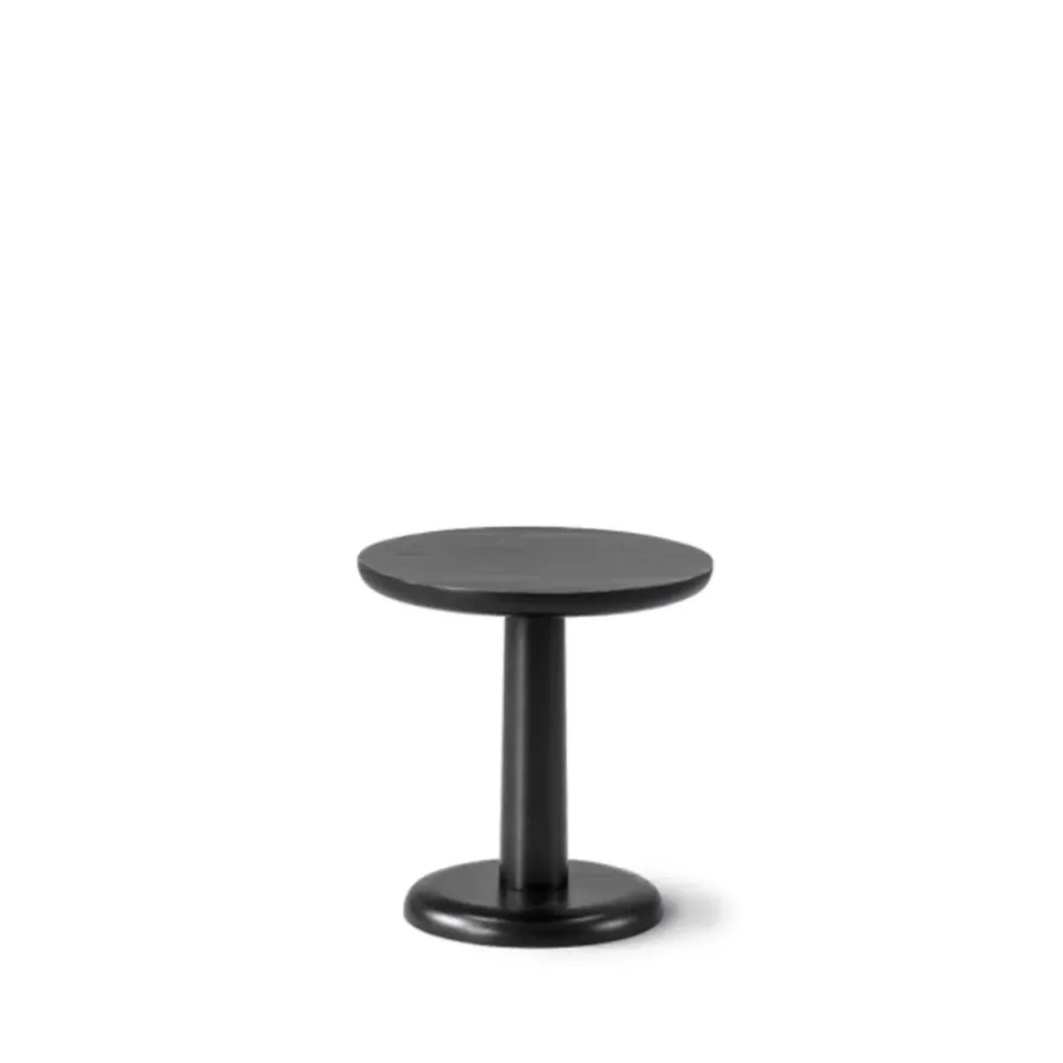 Fredericia Furniture Side Tables*Pon side table, lacquered oak, Ø35 cm Black