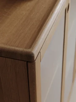 Stolab Display & Glass Cabinets*Prio display cabinet, Oak natural oil with lighting Beige