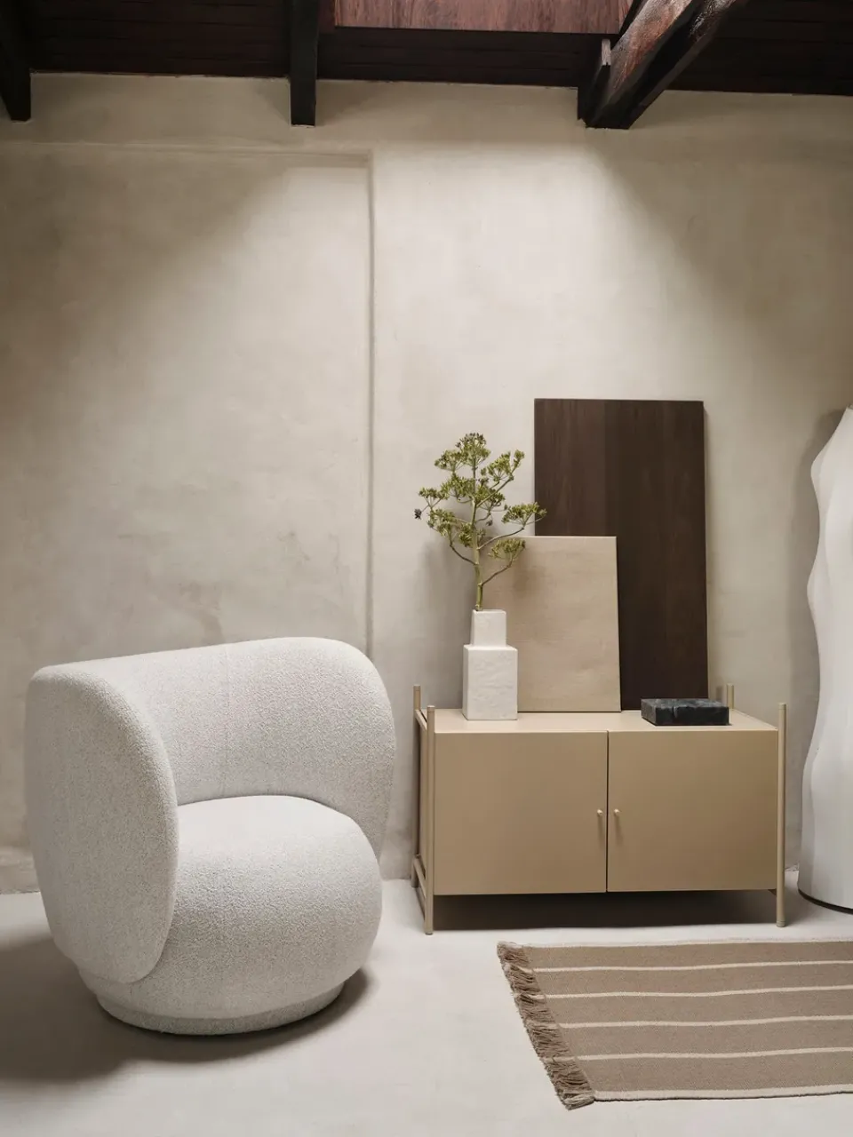 Ferm Living Display & Glass Cabinets*Punctual cabinet 41,6x91,5 cm, Cashmere Beige