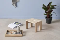 Andersen Furniture Stools*Reach stool 35x25x25 cm, Oak Brown