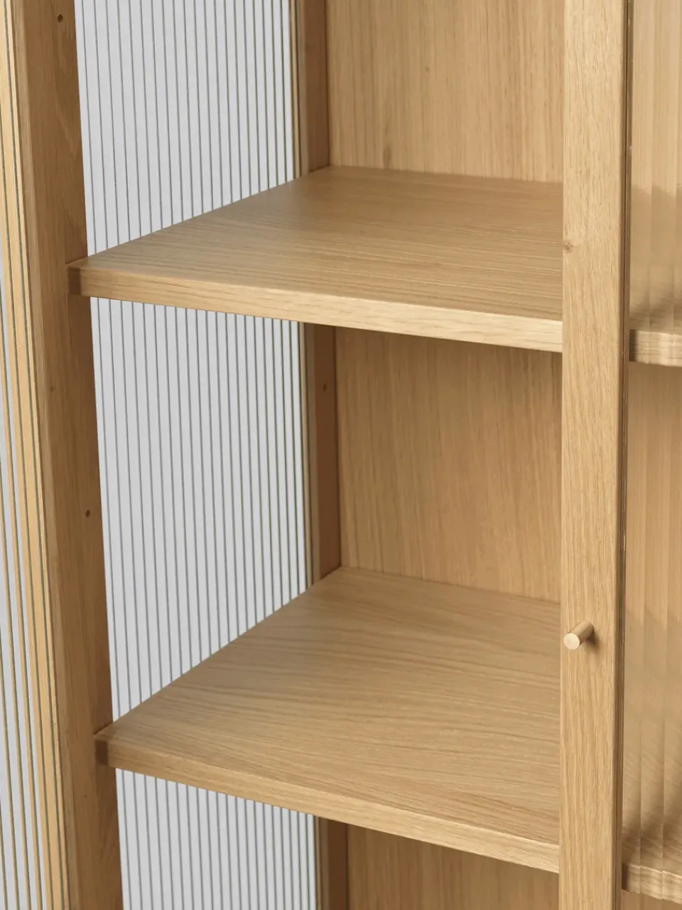 Ferm Living Display & Glass Cabinets*Reed display cabinet 70x155 cm, Natural oak Beige