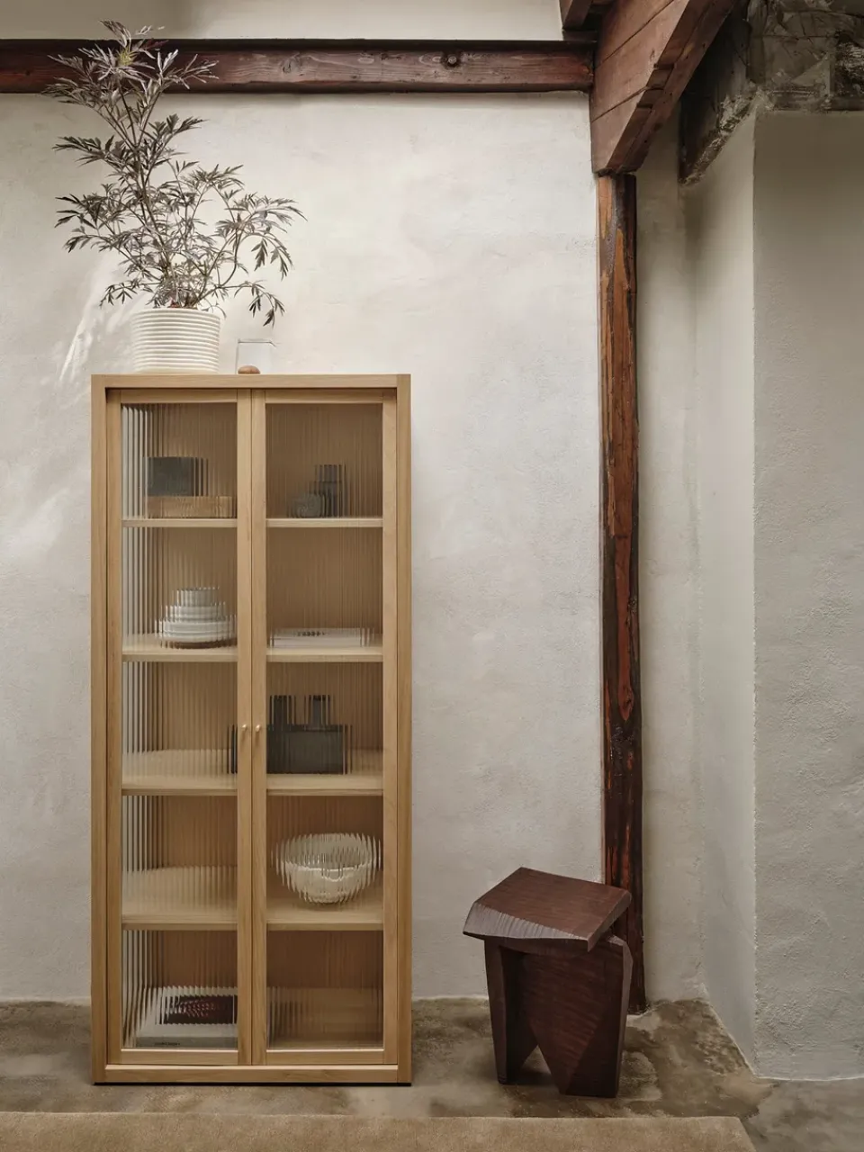 Ferm Living Display & Glass Cabinets*Reed display cabinet 70x155 cm, Natural oak Beige