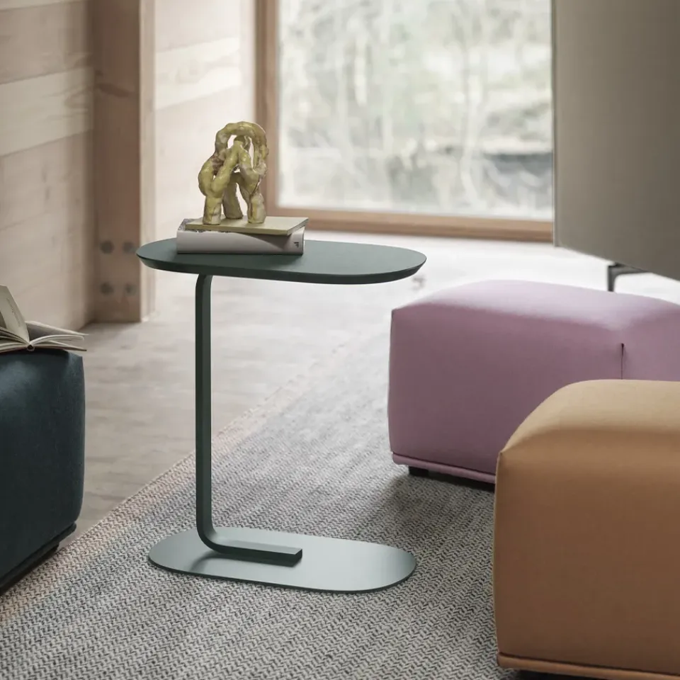Muuto Side Tables*Relate Side table H: 73.5 cm, Dark Green