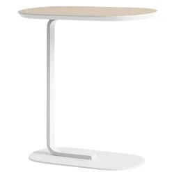 Muuto Side Tables*Relate sidetable 60,5 cm, oak, white Black