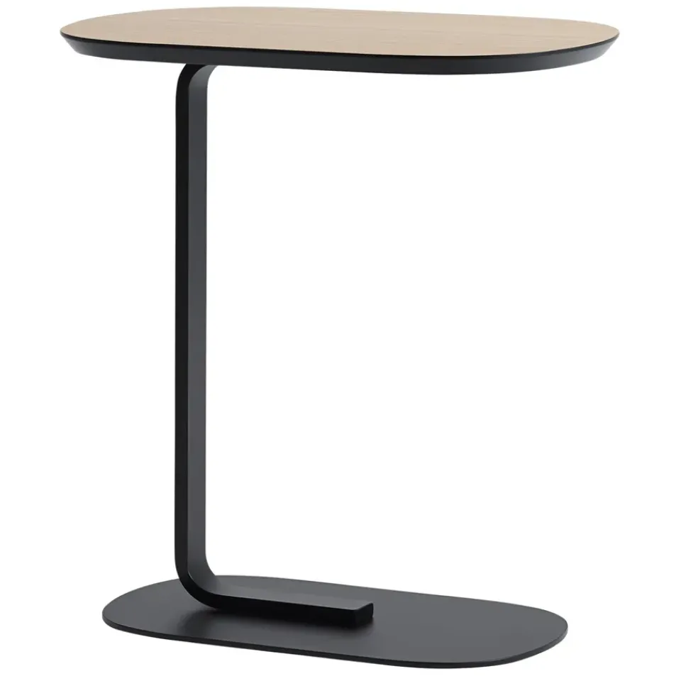 Muuto Side Tables*Relate sidetable 60,5 cm, Oak, Black