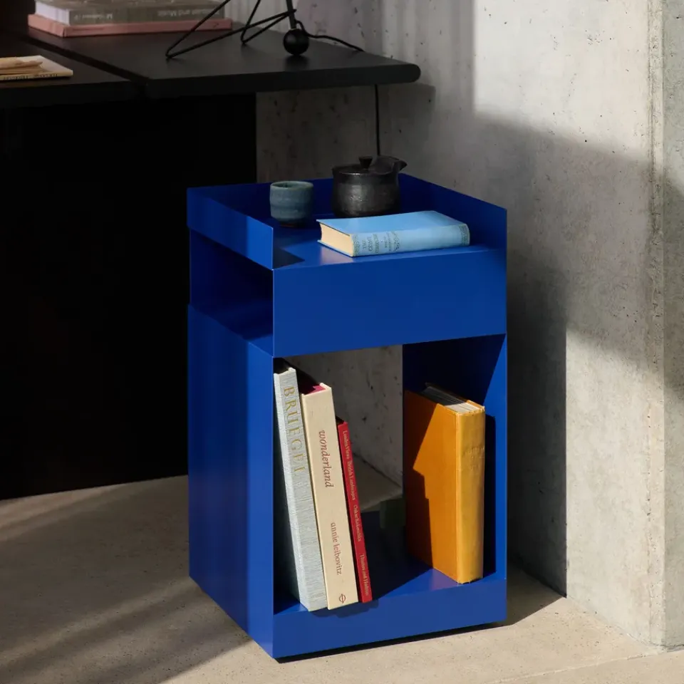 &Tradition Serving Trolleys*Rotate SC73 serving trolley, Cobalt Blue