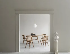 Hans K Dining Tables*San Marco table Ø140 cm, Oiled oak Brown