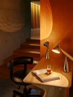 Tom Dixon Desks*Slab desk 60x120 cm, Oak Brown