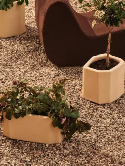 Ferm Living Garden Details & Accessories*Staffa pot, Ivory, 35x33x36 cm White
