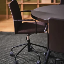 Swedese Office Chairs*Stella office chair can be raised/lowered with tilt, Leather elmosoft 99999 , chrome stand, leather-covered armrests, flexible back Black