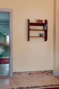 TÔNN furniture Shelves & Shelving Systems*Strapats wall shelf 62x73,6 cm, Burgundy Red