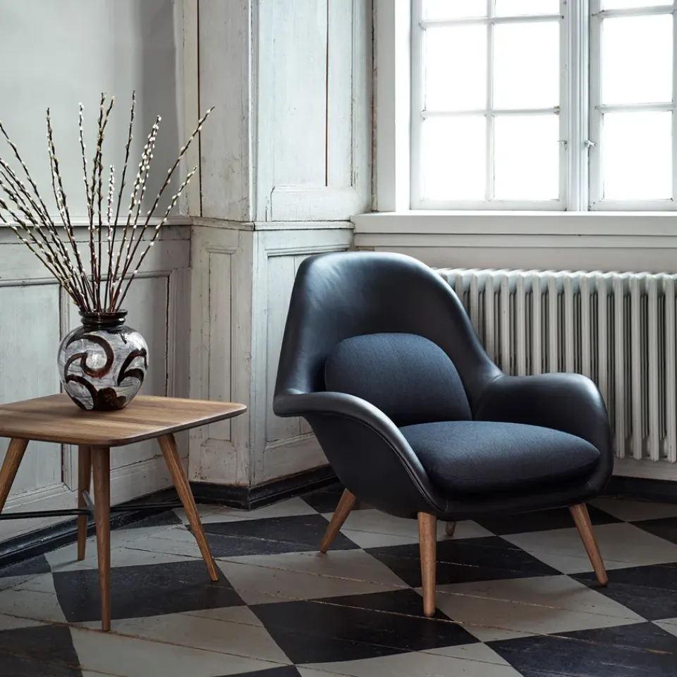 Fredericia Furniture Armchairs & Footstools*Swoon armchair, Leather 88- oak-balder 192 Black